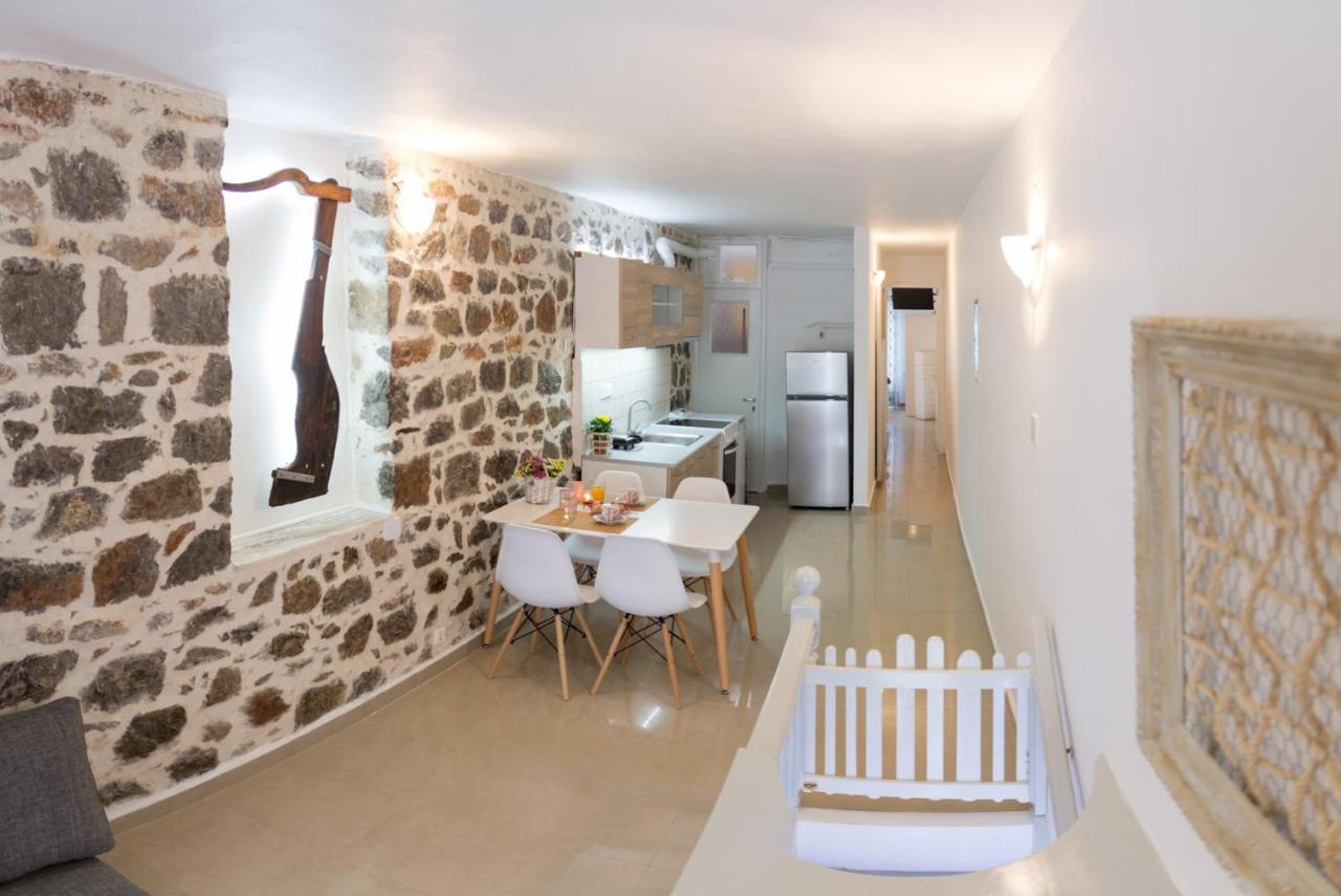 Апартаменты Sokaki House Идра Экстерьер фото